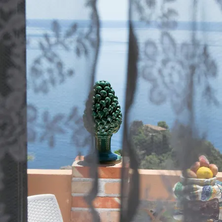 Bed and Breakfast La Bergerie Ταορμίνα