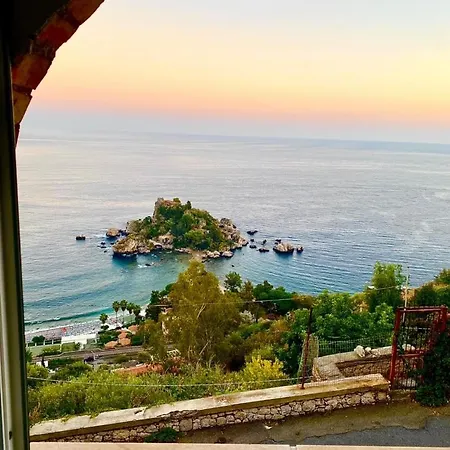 Bed and Breakfast La Bergerie Ταορμίνα